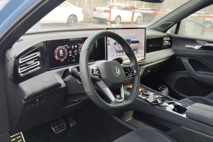 Used Volkswagen Tiguan L 2024 PRO 380TSI Four-Wheel Drive R-Line Prestige Edition