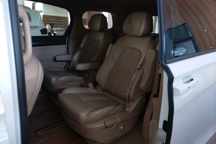 Used Buick GL8 2021 ES Land Cruiser 653T Luxury Edition