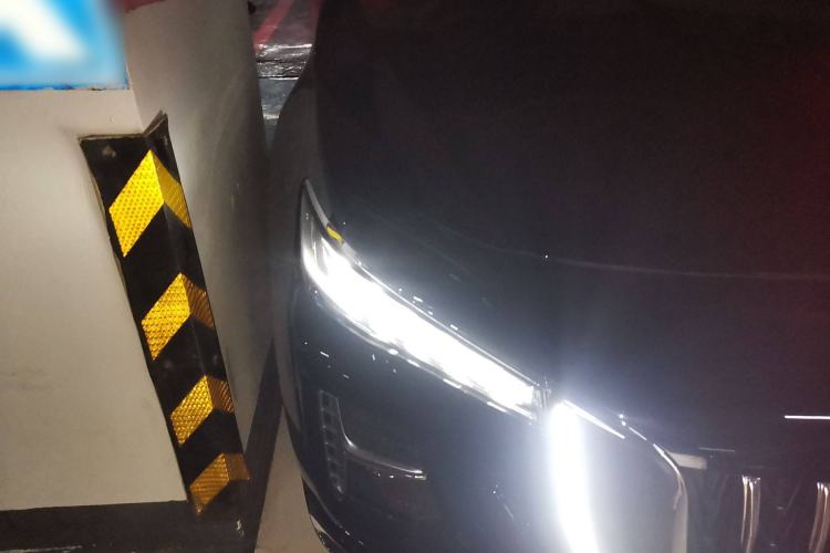 Used Hongqi H5 2024 2.0T Automatic Smart Connect Flagship Edition
