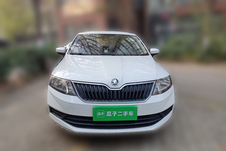Used Skoda Rapid 2018 1.6L Manual Standard Edition
