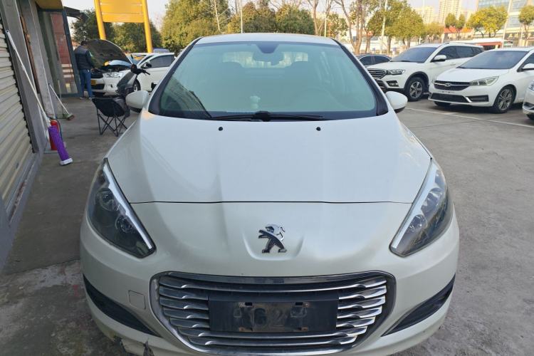 Used Peugeot 308 2014 Enjoy Edition Classic 1.6L Manual YouShang Model
