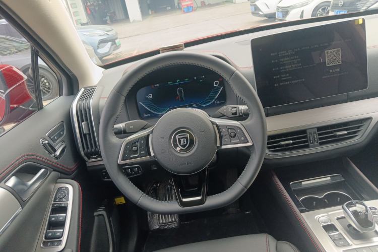 Used BYD Tang New Energy 2018 DM 2.0T All-Wheel Drive Smart Connectivity Luxury Model 7 Seats China V Emission Standard
