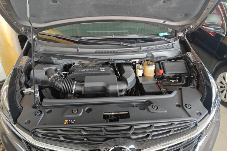 Used Buick GL8 2021 Land Cruiser Executive 652T Premium Model
