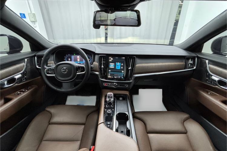 Used Volvo S90 2023 B5 Zhiyuan Luxury Edition