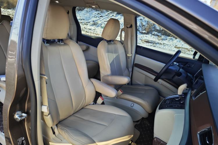 Used Buick GL8 2015 2.4L Luxury Business Premium Edition
