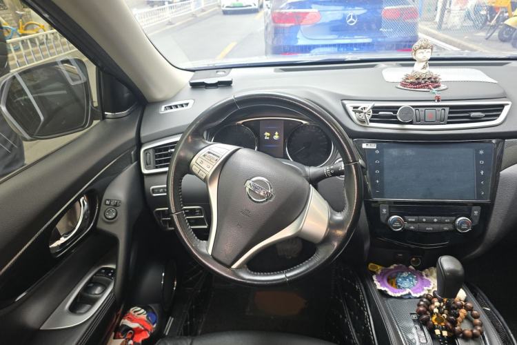 Used Nissan X-Trail 2016 2.5L CVT Sport Edition 4WD
