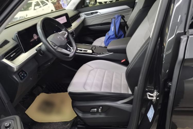 Used Volkswagen Talagon 2023 330TSI Luxury Touring Edition
