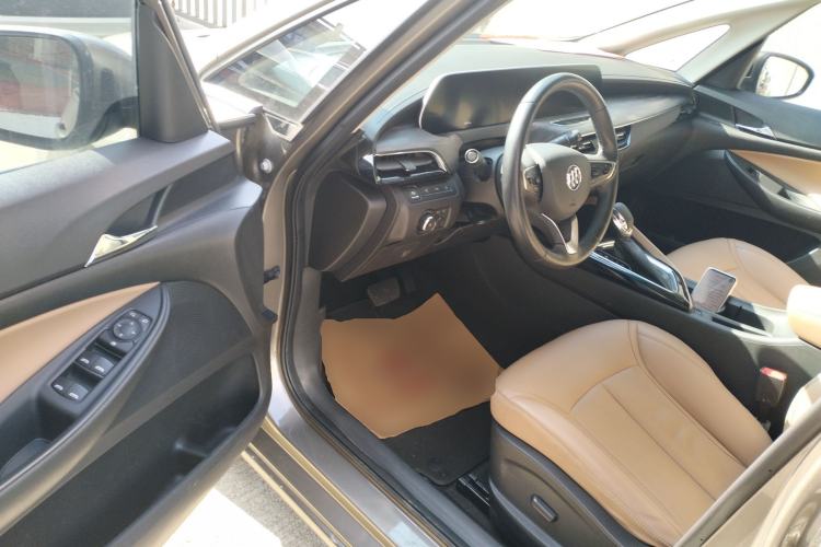 Used Buick GL6 2021 323T Mild Hybrid Connect Prestige Model