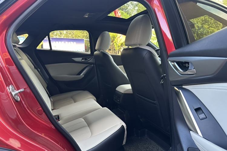 Used Mazda CX-4 2016 2.5L Automatic 4x4 Bluetide Fearless Edition
