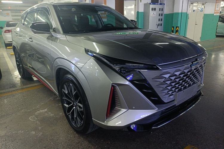 Used Oshan Z6 2022 Blue Whale 1.5T DCT Smart Edition
