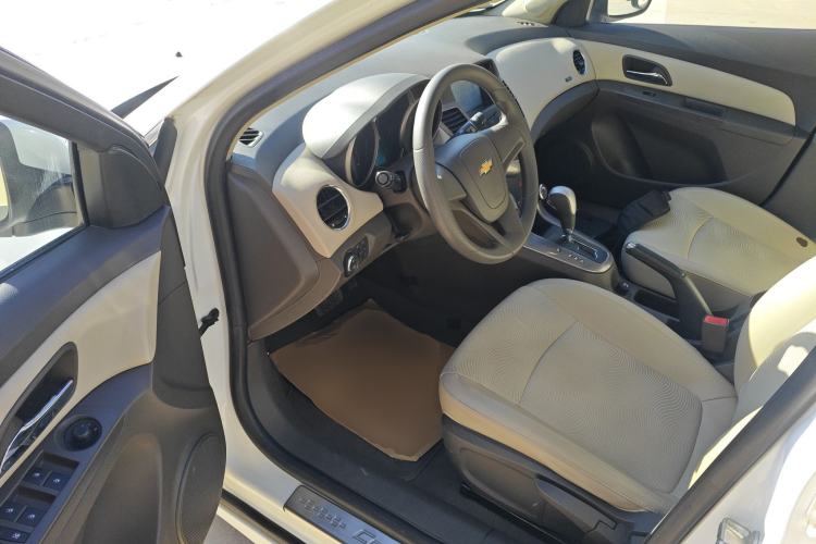 Used Chevrolet Cruze 2015 1.5L Classic SE AT
