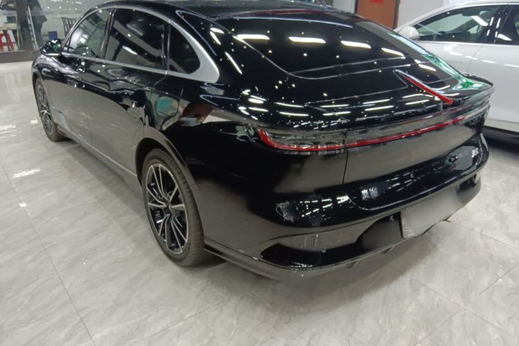 Used VOYAH PASSION 2024 PHEV Four-Wheel Drive Ultra-Long Range Flagship Model
