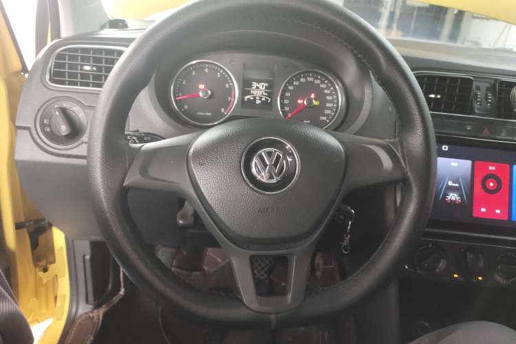 Used Volkswagen Polo 2014 1.6L Automatic Comfort Edition
