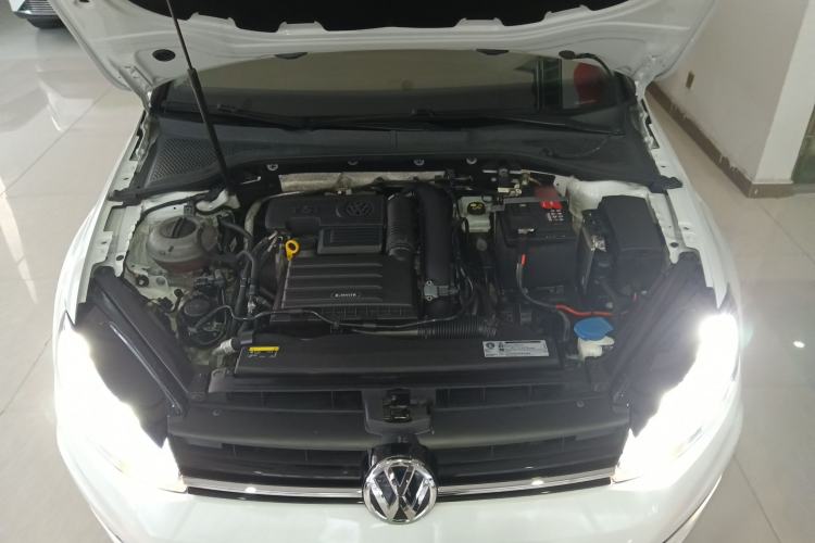 Used Volkswagen Golf 2020 200TSI DSG Comfortable and Ambitious Edition
