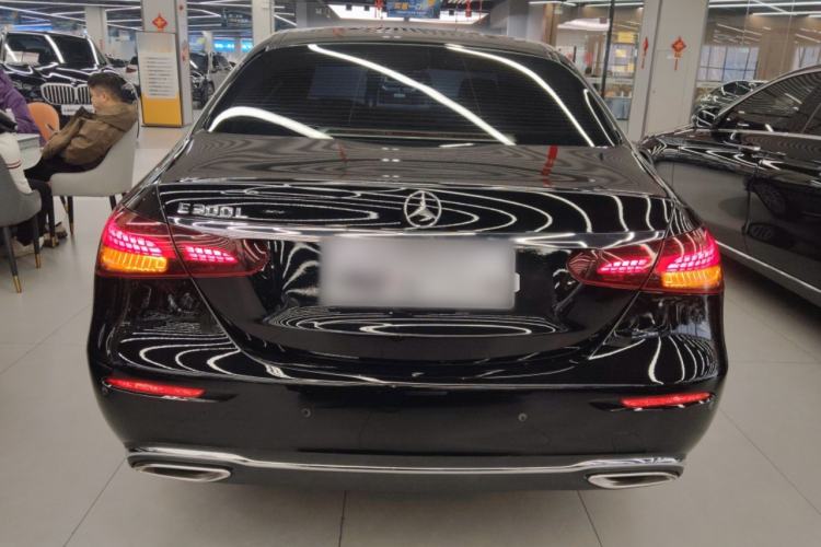 Used Mercedes-Benz E-Class 2022 Second Facelift E 300 L Luxury Edition
