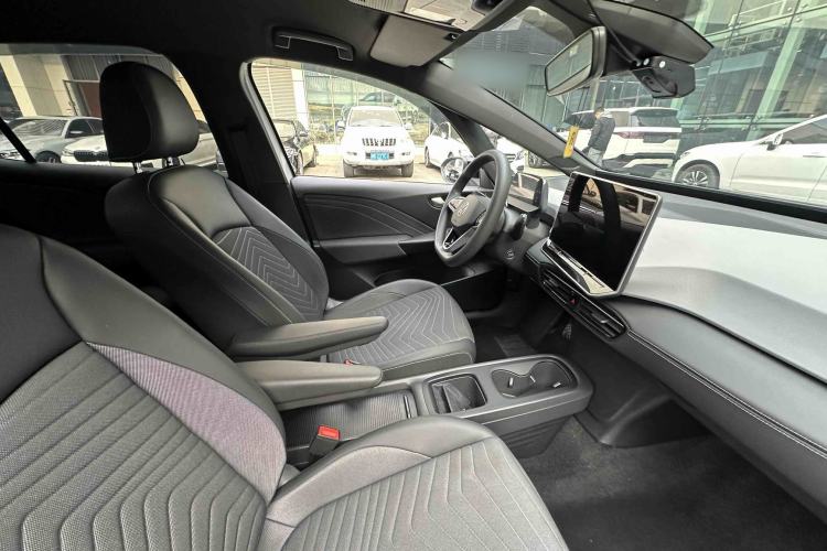 Used Volkswagen ID.3 2025 Smart Version Pure & Intelligent Enjoyment Edition
