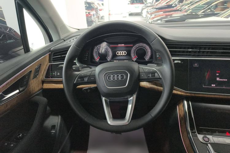 Used Audi Q7 2023 55 TFSI quattro S Prestige Edition
