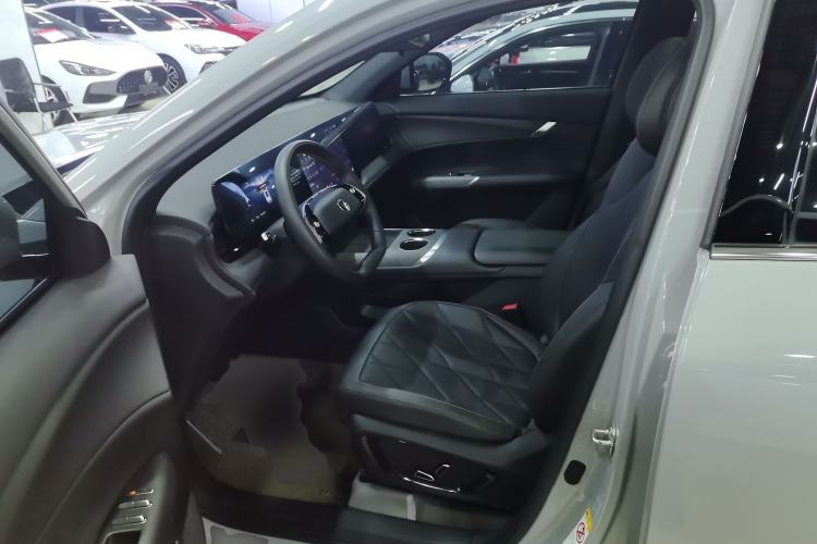 Used Changan CS75 PLUS 2025 4th Generation 1.5T New Blue Whale Smart Luxury Edition
