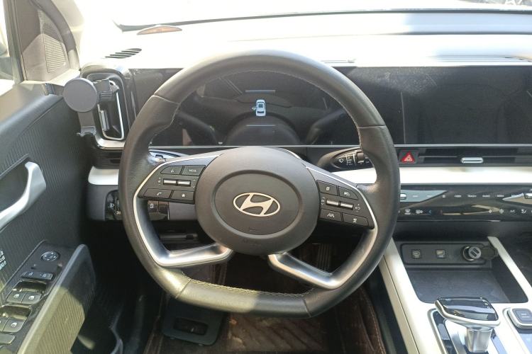 Used Hyundai ix35 2023 Musso 2.0L Prestige LUX Edition