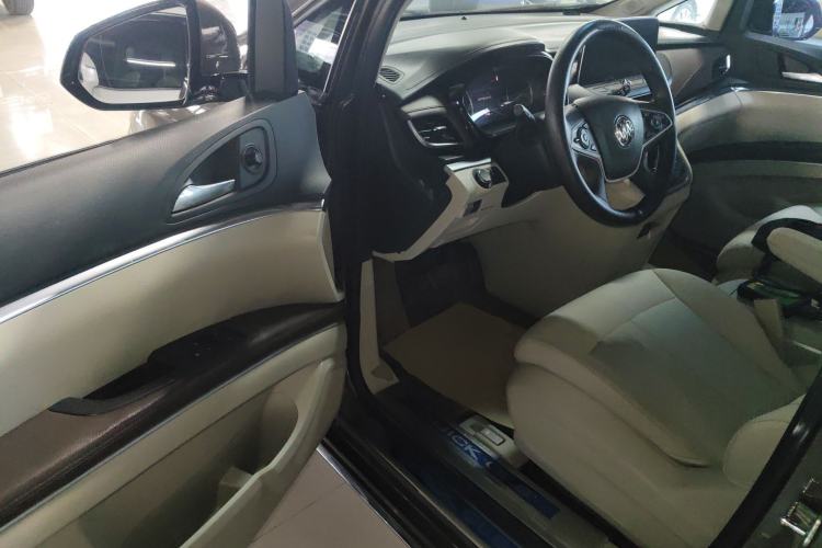 Used Buick GL8 2023 Land Executive Class Smart Enjoyment Model