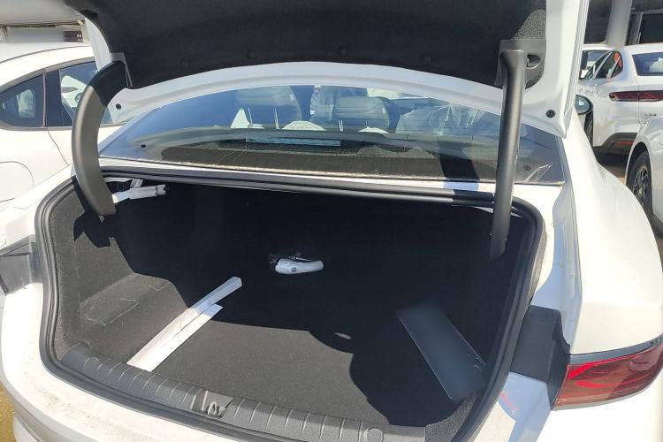 Used BYD Qin PLUS 2025 DM-i Smart Drive 55KM Leading Model
