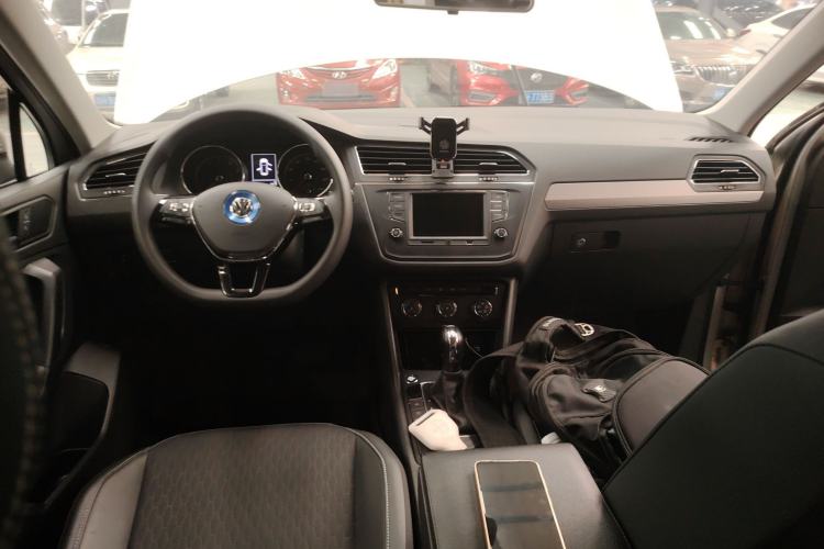 Used Volkswagen Tiguan L 2017 330TSI Automatic Two-Wheel Drive Luxury Edition
