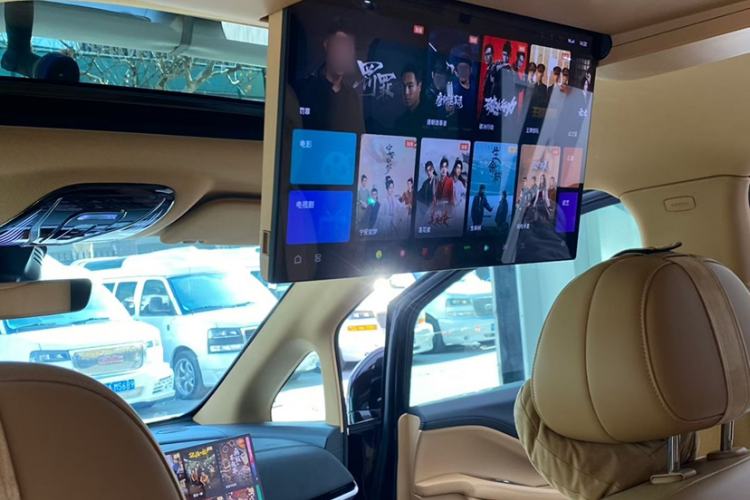 Used VOYAH Dream 2025 PHEV Four-Wheel Drive Prestige Kunpeng Edition