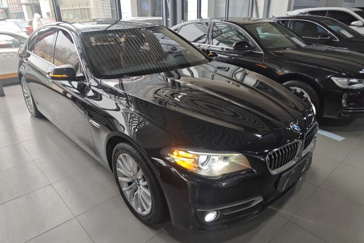 Used BMW 5 Series 2014 525Li Luxury Design Package
