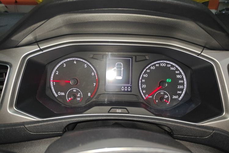 Used Volkswagen T-ROC 2018 230TSI DSG Two-Wheel Drive Advanced Version China V Standard