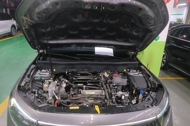 Used Mercedes-Benz EQB 2025 EQB 260
