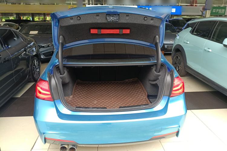 Used BMW 3 Series 2018 320Li Leading Model M Sport Package
