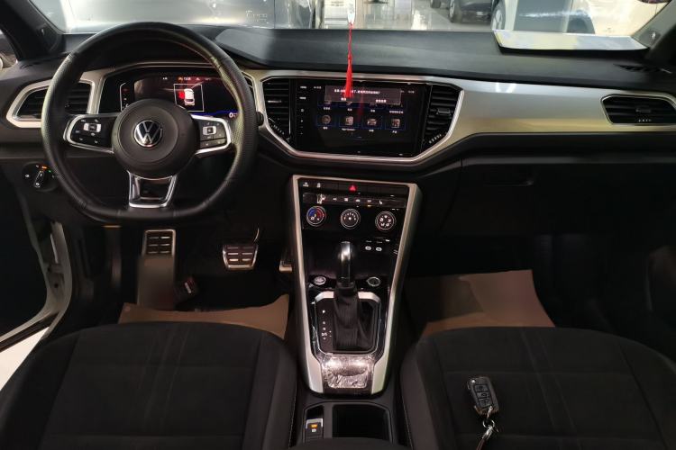 Used Volkswagen T-ROC 2022 280TSI DSG Two-Wheel Drive R-Line Pro PLUS
