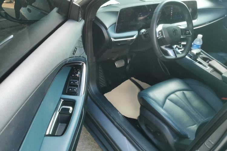 Used MG 7 2023 2.0T Automatic Hunter Luxury Edition
