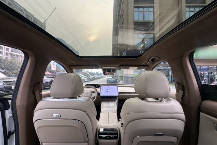 Used  HT 2023 670 Rear-Drive Ultra-High Voltage Version