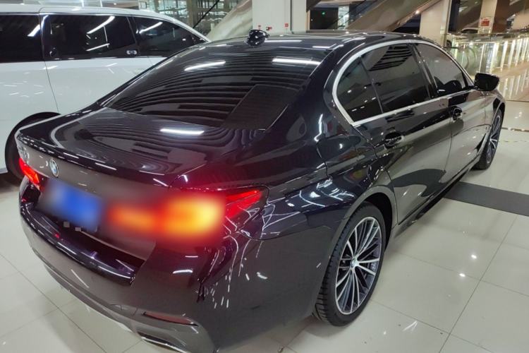 Used BMW 5 Series 2022 Restyled 530Li Leading Edition M Sport Package
