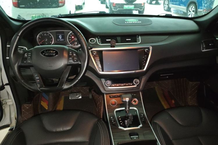 Used Land X7 2015 2.0T Panoramic Prestige Edition
