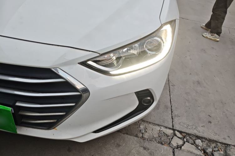 Used Hyundai Elantra 2016 1.4T Dual-Clutch Xuan Dong · Dynamic Version
