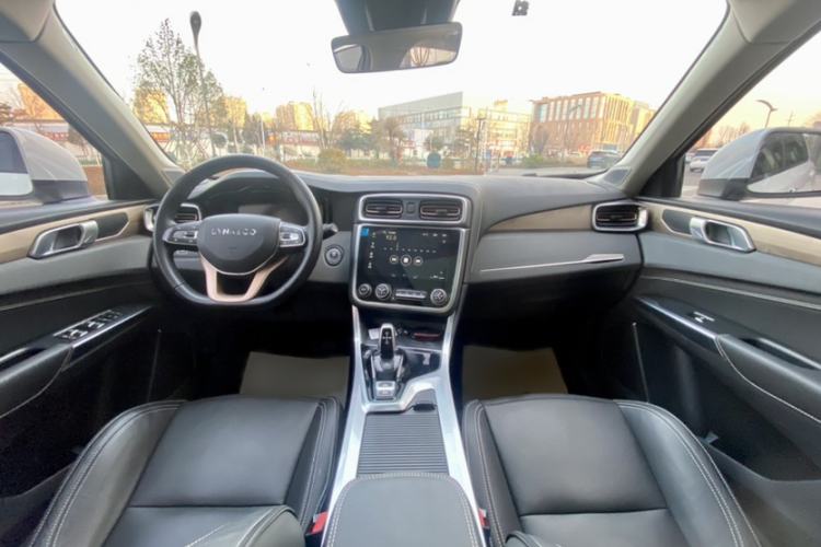 Used Lynk & Co 01 2017 2.0T Two-Wheel Drive Pro Edition
