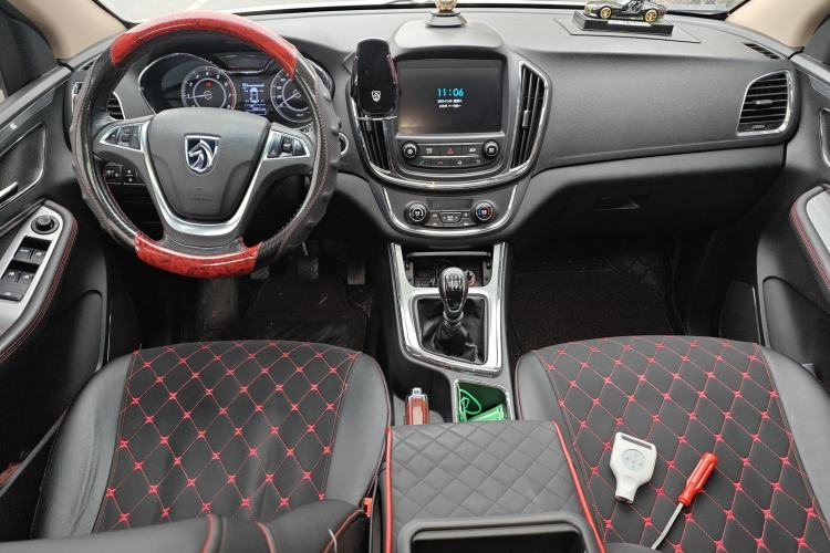 Used Baojun 560 2016 1.8L Manual Luxury Edition