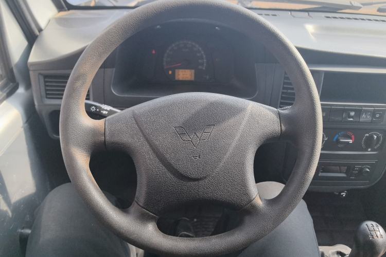 Used Wuling Zhiguang 2020 1.2L Practical Model China VI LSI