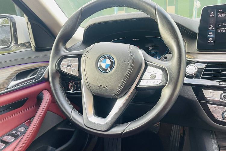 Used BMW 5 Series New Energy 2022 535Le Luxury Package
