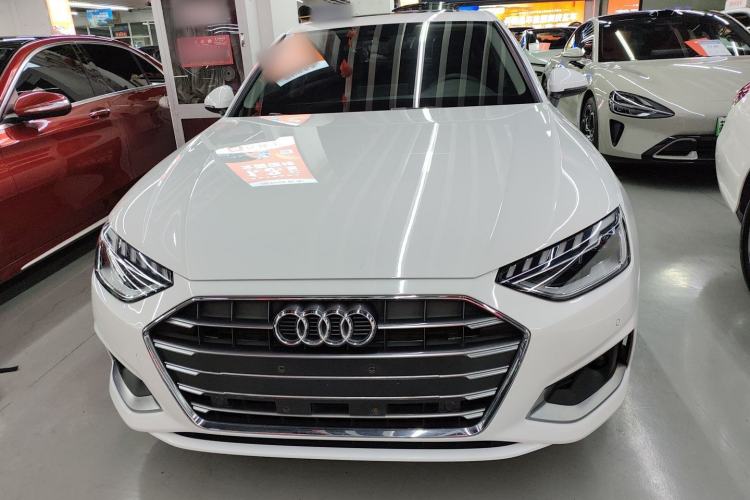 Used Audi A4L 2020 40 TFSI Fashionable and Elegant Model
