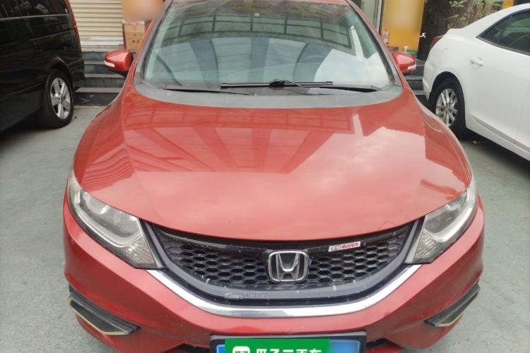 Used Honda Jade 2013 1.8L automatic Comfort version 5 seats