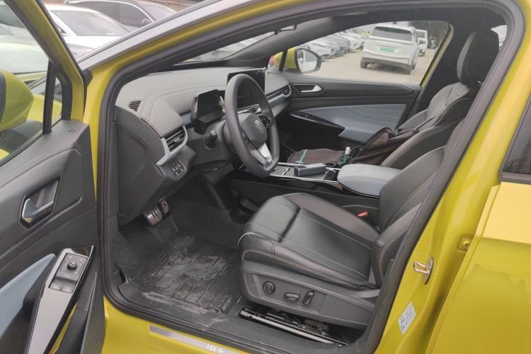 Used Volkswagen ID.4 X 2021 Pure+ Long-Range Edition
