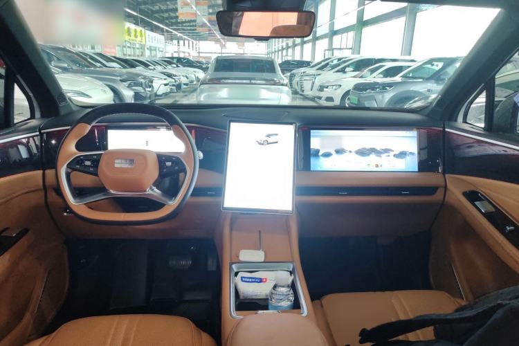 Used  L7 2025 EM-i 115km Exploration+ Edition