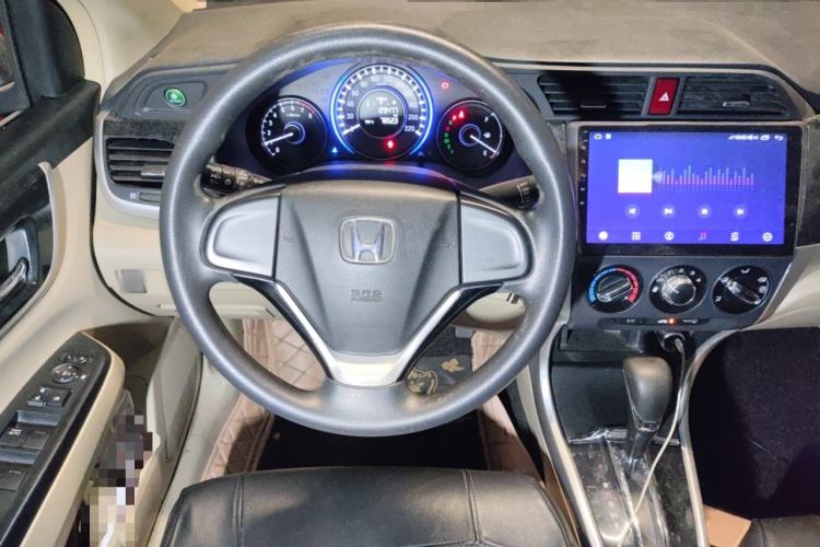 Used Honda Crider 2013 1.8L automatic comfort version