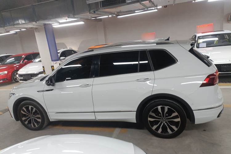 Used Volkswagen Tiguan L 2024 330TSI Automatic Two-Wheel Drive R-Line Enhanced Edition