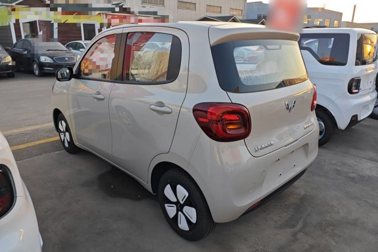 Used Wuling Hongguang MINIEV 2025 Four-Door Version Advanced Edition
