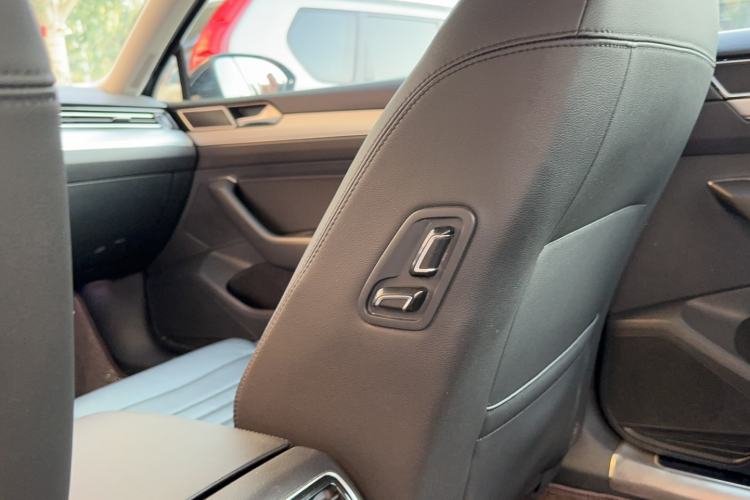 Used Volkswagen Magotan 2018 330TSI DSG Advanced Model