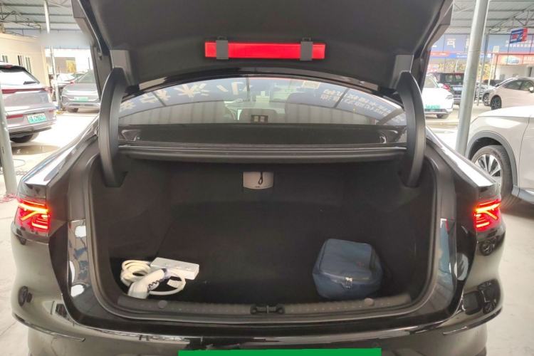 Used BYD Han 2025 EV Intelligent Driving Edition 701KM LiDAR Flagship Model
